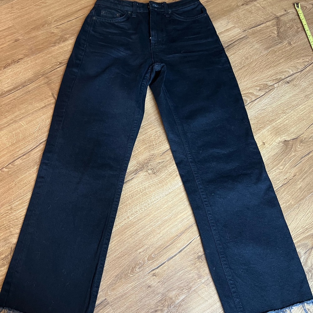 Topshop NWT Black High-Waisted Women’s Straight-Leg Jeans Frayed Hem Size 26